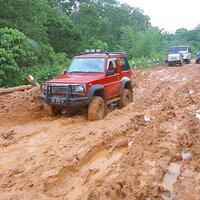 pembangunan-jalan-di-papua-untuk-membuka-keterisolasian-wilayah