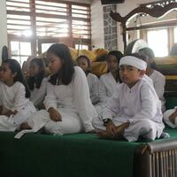 sunda-wiwitan-diskriminasidan-penguatan-tradisi