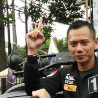 partai-demokrat-persilakan-relawan-alihkan-dukungan-ke-ahok-atau-anies