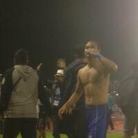 dua-gol-atep-didedikasikan-untuk-sergio-van-dijk