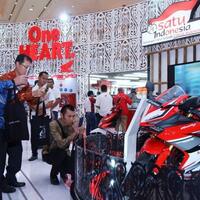 di-pameran-ultah-astra-ahm-pamerkan-all-new-cbr-250rr-produksi-karawang