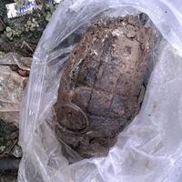 warga-temukan-granat-dan-mortir-di-selokan