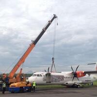wings-air-alami-pecah-ban-di-bandara-tanjung-karang-seluruh-penumpang-selamat