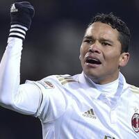 ac-milan-memimpin-1-0-atas-sassuolo-berkat-penalti-carlos-bacca