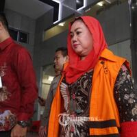 dua-tersangka-jual-beli-jabatan-di-pemkab-klaten-diperiksa-kpk