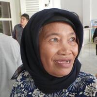 permintaan-ibu-ini-bikin-ahok-tertawa-geli