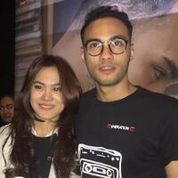 cukup-sekali-sheryl-sheinafia-dan-refal-hady-tak-perlu-mengulang-ciuman