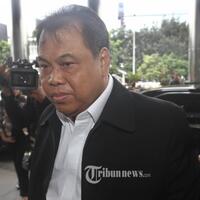 ketua-mk-akui-sulit-untuk-awasi--sepak-terjang--para-hakim