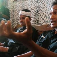 mantan-teroris-bercanda-dengan-bupati-purwakarta-dedi-mulyadi