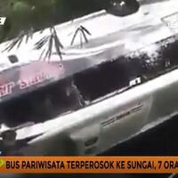 bangkai-bus-tersangkut-di-pohon-dan-ada-jurang-sulitkan-polisi-periksa-sistem-rem