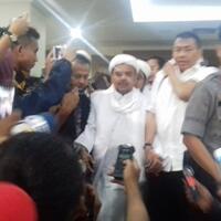dianggap-terus-ulangi-kesalahan-habib-rizieq-minta-majelis-hakim-tahan-ahok