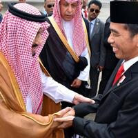 bersalaman-dengan-raja-salman