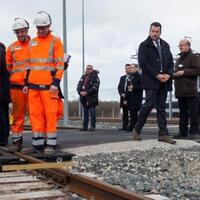 seorang-polisi-tak-sengaja-tembak-warga-ketika-presiden-perancis-berpidato