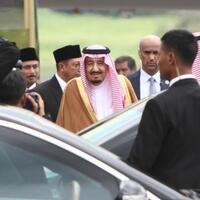 polisi-minta-maaf-sejumlah-ruas-jalan-yang-dilalui-raja-salman-terpaksa-dikosongkan