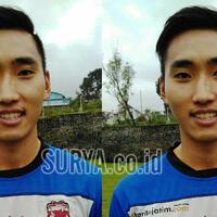 selain-lepas-luis-carlos-jr-madura-united-juga-tendang-chan-il-jung
