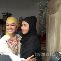 ria-irawan-bilang-kini-julia-perez-lebih-ceria