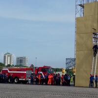 perayaan-hut-pemadam-kebakaran-tampilkan-sejumlah-demonstrasi-pertolongan