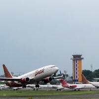 raja-arab-datang-penumpang-batik-air-diimbau-datang-satu-jam-sebelum-take-off