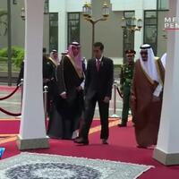 didampingi-sejumlah-pejabat-negara-presiden-jokowi-tiba-di-halim-perdanakusuma