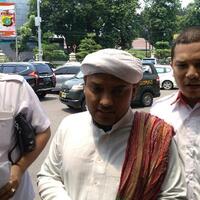 novel-bamukmin-diperiksa-polisi-soal-kasus-fitsa-hats
