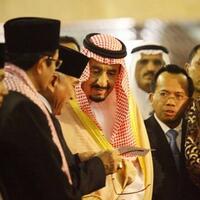 raja-salman-hadiahkan-potongan-kiswah-kabah-untuk-masjid-istiqlal