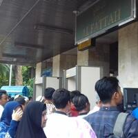 sempat-terjadi-adu-mulut-antara-jamaah-dan-petugas-di-masjid-istiqal