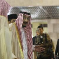 orang-mau-salat-kok-dilarang-ini-rumah-allah-pak