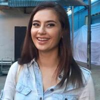 tiga-bulan-pacaran-dengan-bule-marissa-nasution-akhirnya-laku-juga-ya