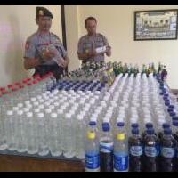 dua-siswa-smp-dikeluarkan-usai-lompati-pagar-sekolah-lalu-pesta-miras-oplosan