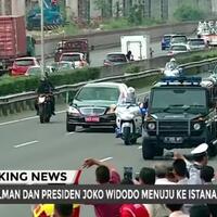 gapura-gebyok-adat-jawa-berwarna-coklat-sambut-raja-salman-di-dpr