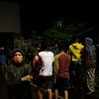 rusuh-warga-khawatirkan-keluarganya-yang-ada-di-dalam-lapas