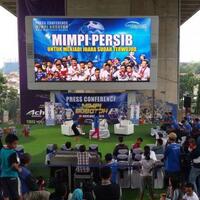 persibday-ridwan-kamil-ajak-bobotoh-nonton-bareng-di-lapangan-lodaya-dan-taman-film
