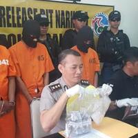 sekali-kirim-sabu-dan-ekstasi-ke-bali-pelaku-ini-terima-rp-20-juta