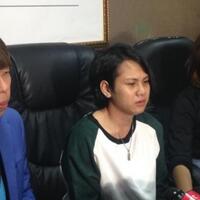 evelyn-terlihat-emosional-bantah-adanya-kdrt-tiba-tiba-pergi-tinggalkan-ruangan