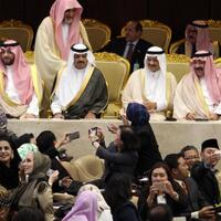 delegasi-raja-salman-sempat-belanja-di-grand-indonesia