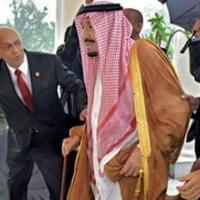 kunjungan-raja-salman-dinilai-tingkatkan-citra-jokowi