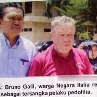 wajah-tersangka-paedofil-disebarluaskan-rumah-digeledah-akun-media-sosial-diretas