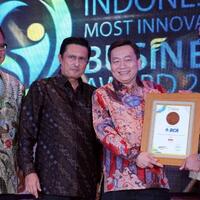 bca-raih-penghargaan-most-innovative-ketegori-perbankan