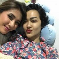 cut-memey-mau-tak-berlama-lama-saat-menjenguk-agar-julia-perez-bisa-beristirahat