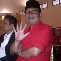 ridwan-kamil-akui-bahas-pilgub-jabar-sama-pdip--siap-bila-didukung