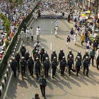 umat-islam-bangladesh-kembali-protes-patung-dewi-keadilan