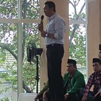 ahok-minta-anak-yatim-doakan-dia-dan-djarot-tetap-amanah