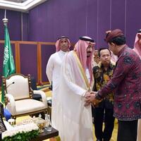 citra-jokowi-kembali-terangkat-oleh-kunjungan-raja-salman