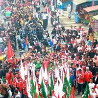 kirab-kebangsaan-taruna-merah-putih-di-subang-membela-pancasila-dan-nkri