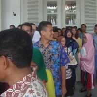 ahok-akan-cuti-kampanye-lagi-warga-yang-mau-mengadu-membludak-di-balai-kota