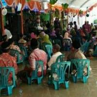 banjir-tiba-tiba-datang-saat-acara-resepsi-ibu-mempelai-wanita-sampai-pingsan