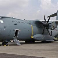 pesawat-angkut-a400-milik-militer-inggirs-diparkir-di-lanud-halim