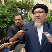 hakim-menolak-kakak-angkat-ahok-bersaksi