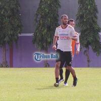 bali-united-seleksi-penyerang-belanda