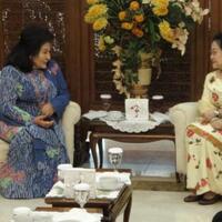 bertemu-megawati-istri-pm-malaysia-disuguhi-pempek-sate-dan-mie-ayam